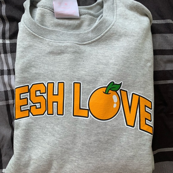 FreshLove Crewneck! - Picture 2 of 4